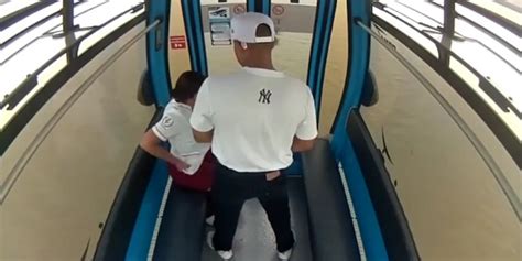 aerovia guayaquil video|Video de pareja teniendo sexo en metrocable de Guayaquil:。